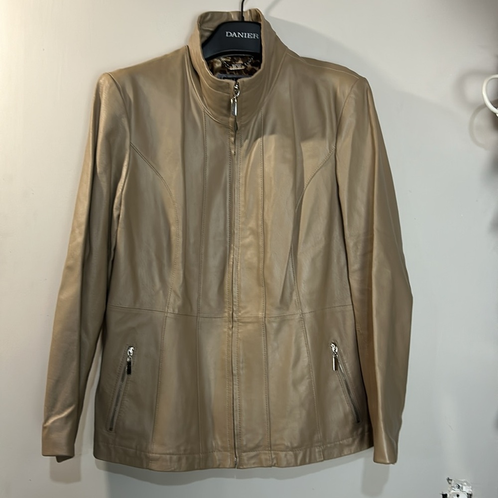 Guillaume Women’s Tan‎ Leather jacket size large Full Zip Cheetah Print READ - Picture 4 of 12